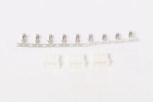 Bande de contacts JST translucides alignés en haut, avec trois boîtiers blancs 3 broches flous en bas